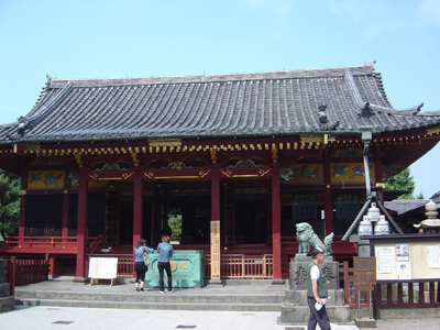 Asakusa-jinja shrine, Tokyo 2005