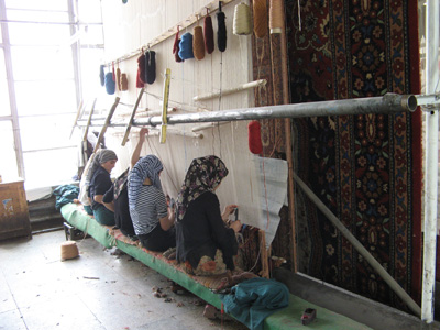 Carpet Factory, Niya - Hotan - Karghilik - Yarkan - Yengisar, Xinjiang 2008