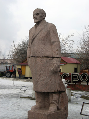 Sculpture Garden: Lenin, Tretyakov Galleries, Moscow & St Petersburg 2009