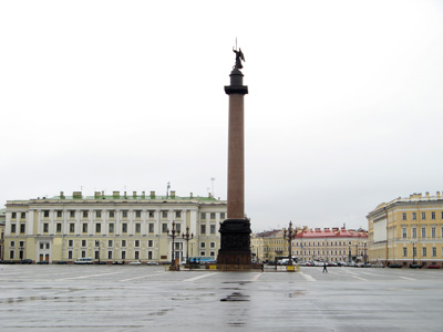 Palace Square: Alexander Column, St Petersburg, Moscow & St Petersburg 2009