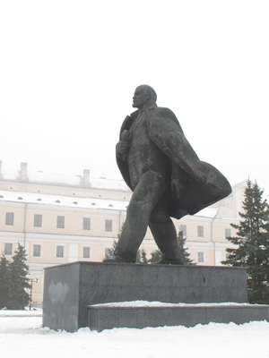 Pinsk Lenin Rather grumpy & ill-formed., Belarus December 2010