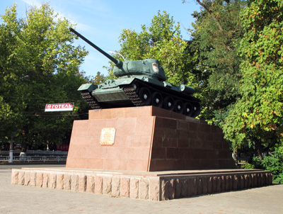 Victorious WWII Tank, Kherson, Crimea 2011
