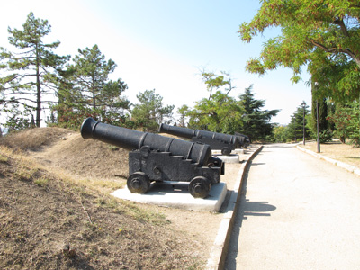 Malakhov Mound: Crimean War cannon, Sevastopol, Crimea 2011