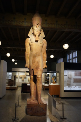 Statue of Tutankhamun, Chicago: Oriental Institute Museum, Toronto - Chicago 2019