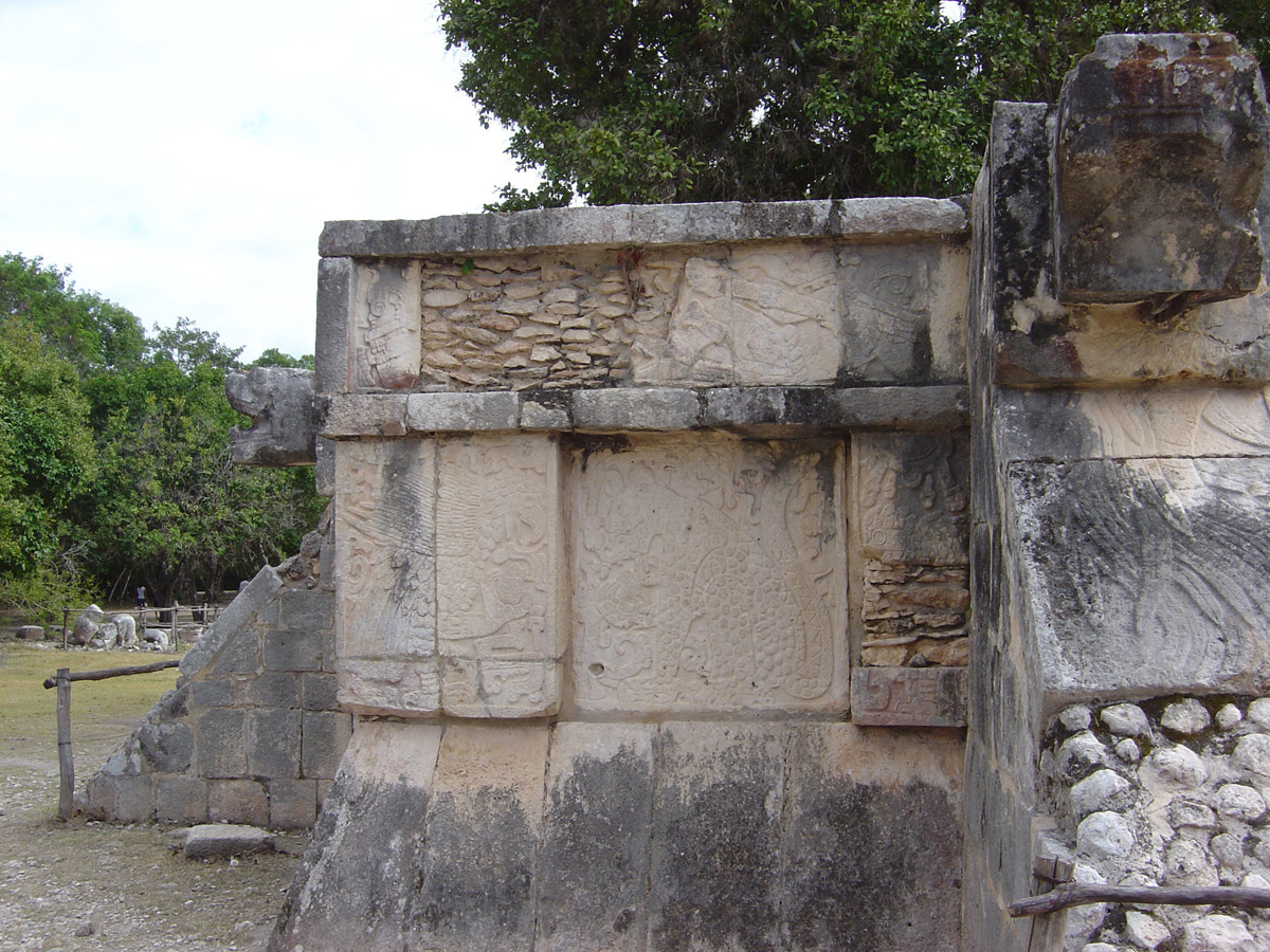 Chichen Itza, Platform of the Eagles and Jaguars: Jaguar eating heart