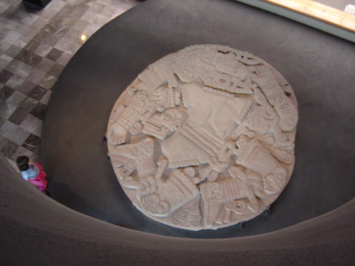 Templo Mayor, Coyolxauhqui stome (dismembered moon god)