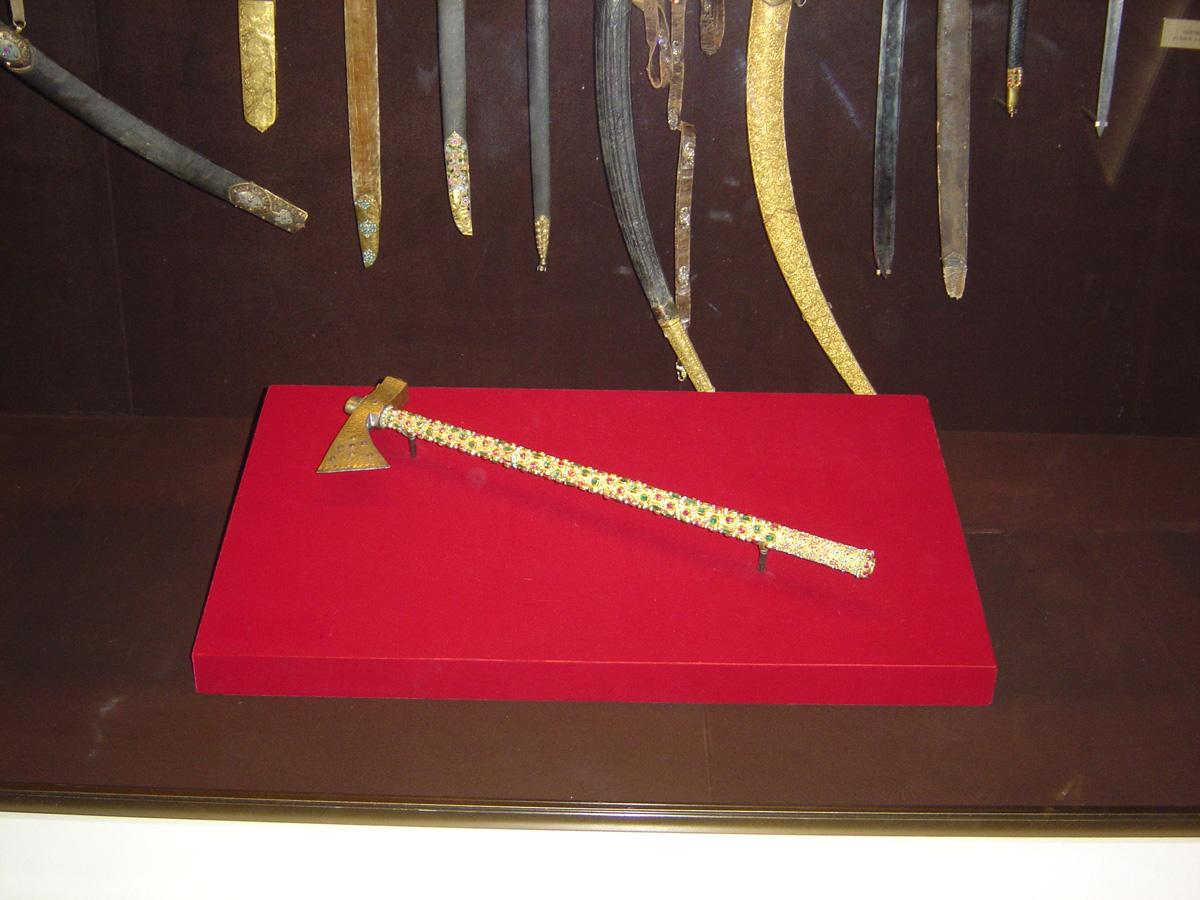 Moscow 2005, Kremlin Armoury - Axe