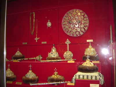 Coronation caps, Moscow 2005