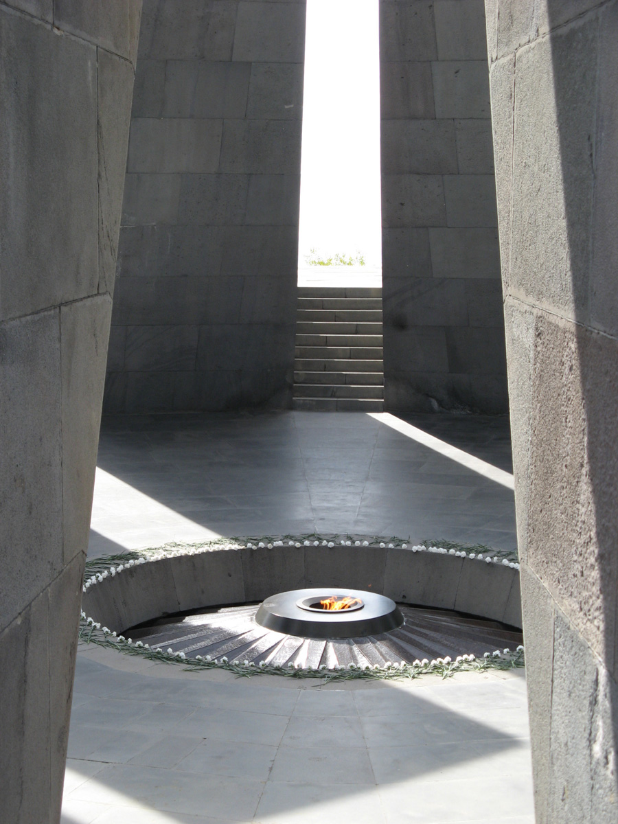 Armenia 2007, Yerevan: Armenian Genocide Museum
