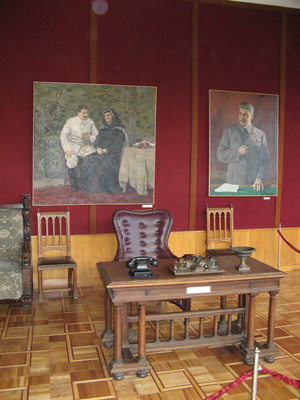 Stalin Museum Stalin's first government desk, Georgia 2007