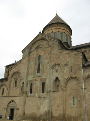 Mtskheta: Sveti-Tskhoveli Cathedral 11th century, Georgia 2007
