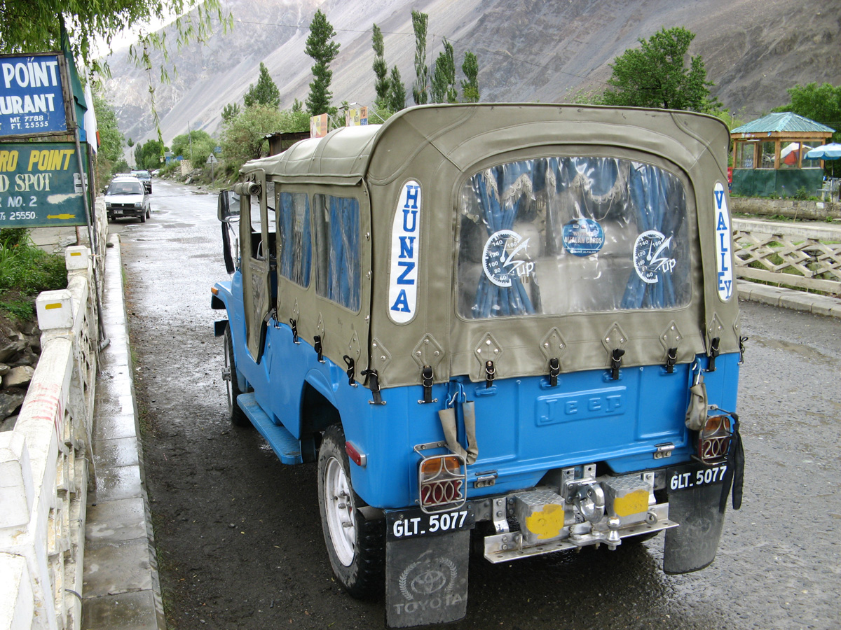 Khunjerab to Islamabad, Jeep: Karimabad to Gilgit