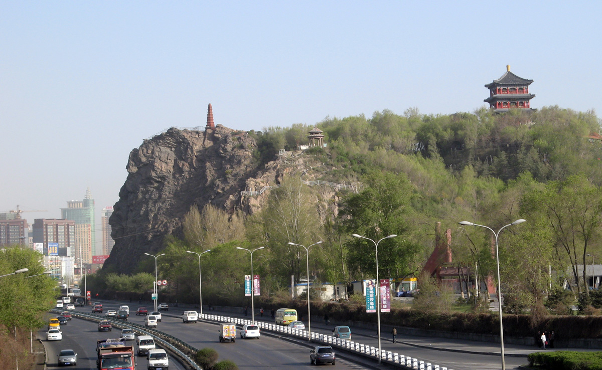 Urumqi, Hong Shan (Red Hill)