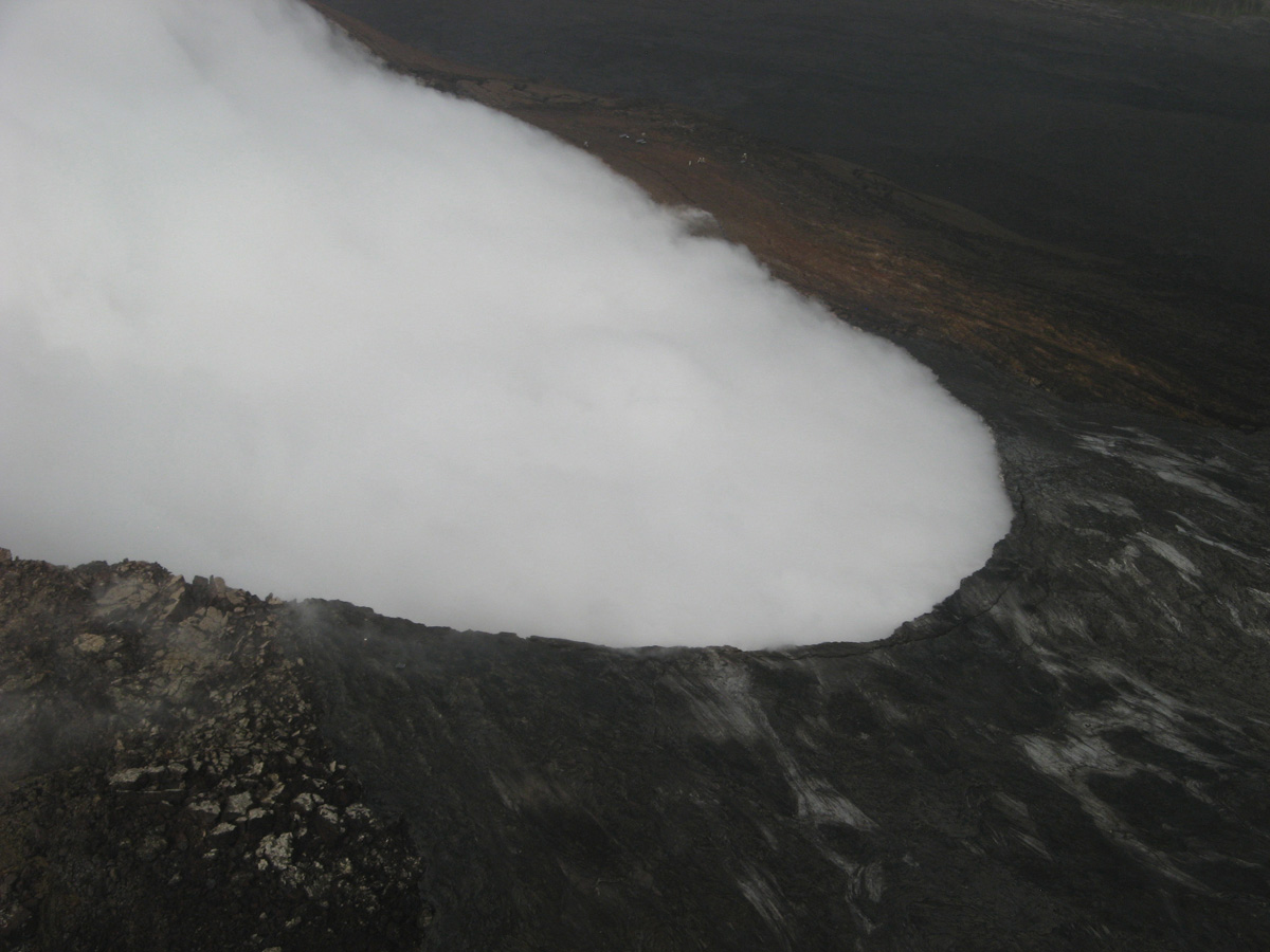 Hawaii 2008, Pu`u `O`o vent From Helicopter