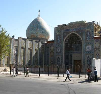 Tethered Balloon aka Aramgah-e Shah-e Chreagh shrine, Shiraz, Iran 2008