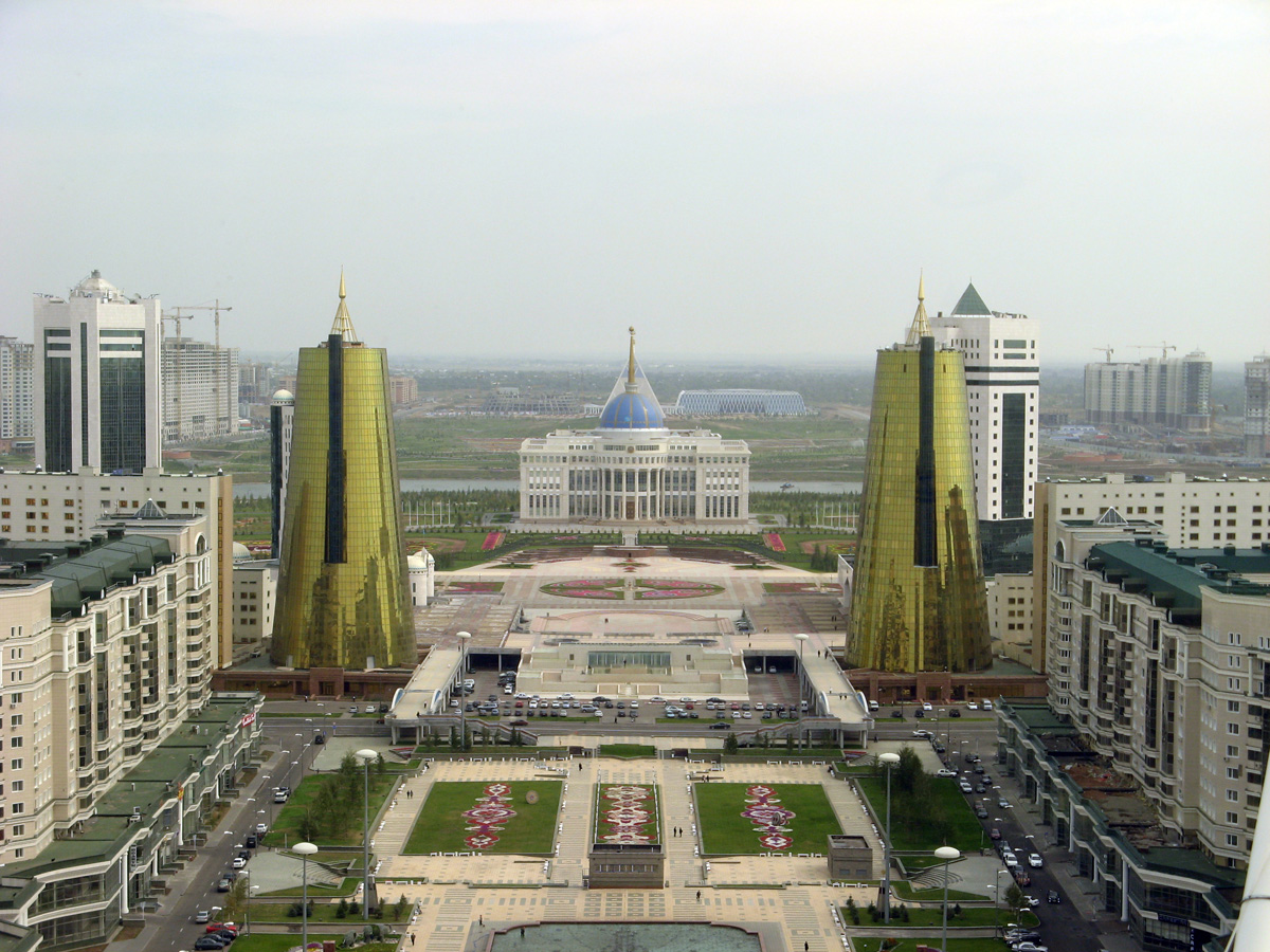 Astana, Presidential Palace + Guardian Daleks With Pyramid beyond.  From Baiterek Tower.