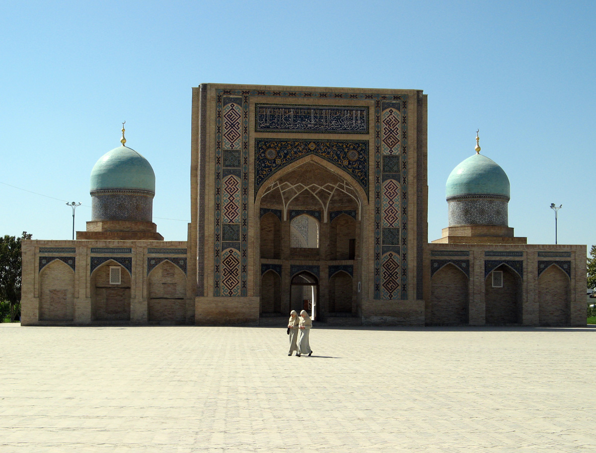 Tashkent, Barakhon Medressa At Khast Imom.