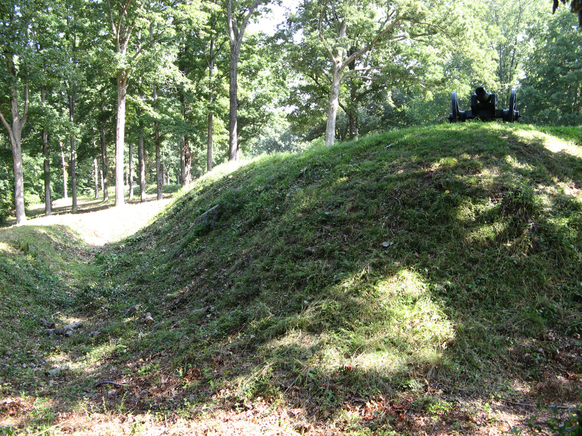 Fort Donelson, Fort Donelson Perimeter