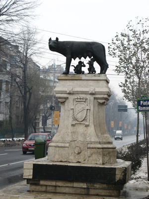 She-Wolf in Bucharest "SPQR", 2009 Balkans