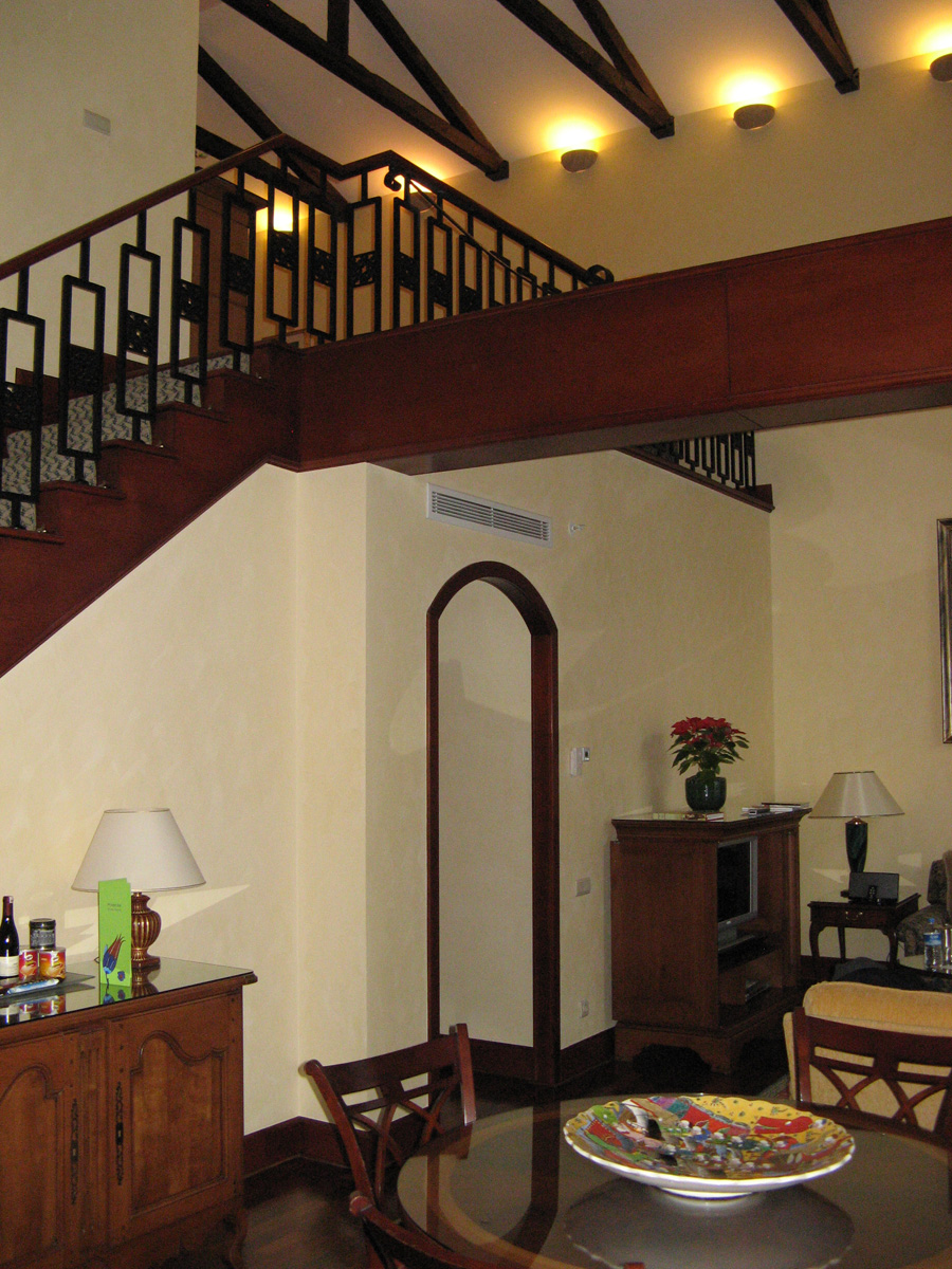 Others, Over-the-Top Four Seasons room