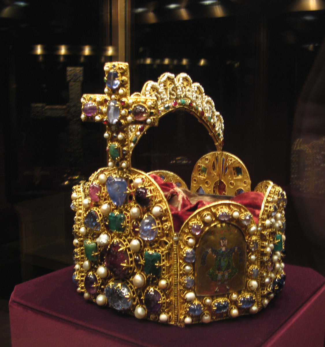 Vienna, Holy Roman Empire Crown (11th c.)