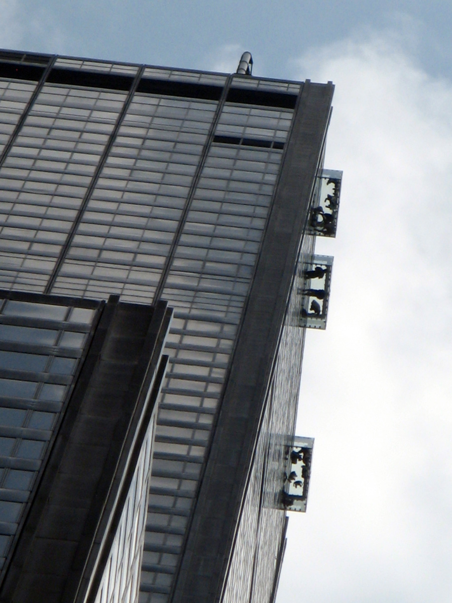 Sears Tower, Looking up...