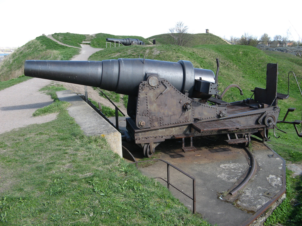 Helsinki, Suomenlinna: Artillery