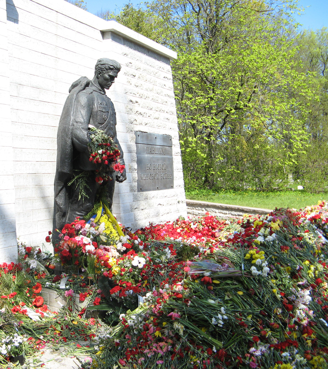 Tallinn, Bronze Soldier