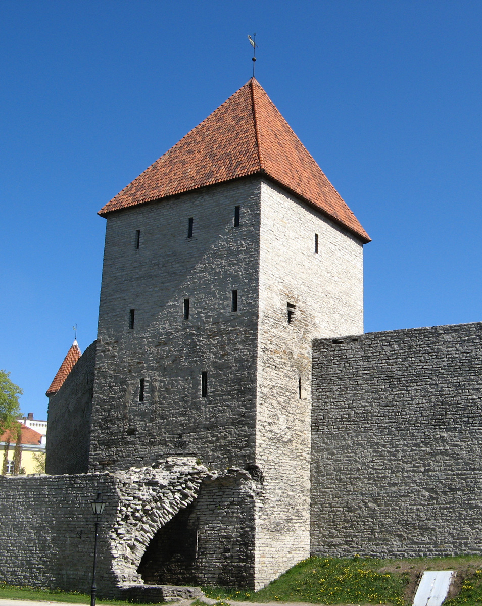 Tallinn, Tower in City Wall