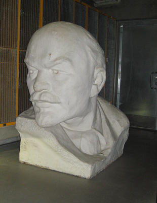 Lenin Head, Tallinn, Finland, Estonia, Latvia 2009