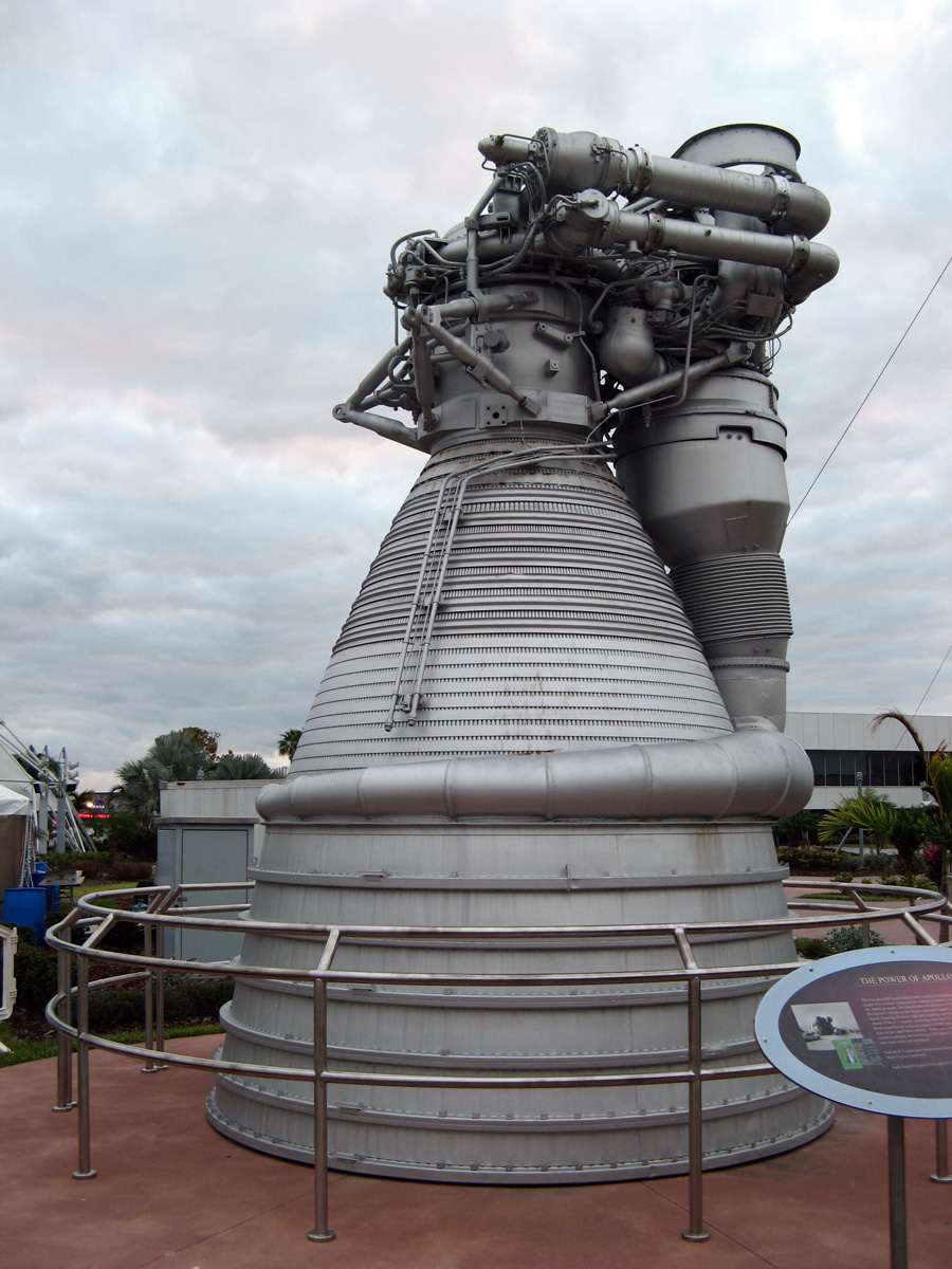 Rocket Garden, Saturn V engine