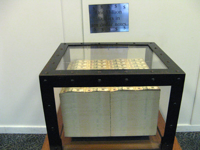 One Million Dollars in $10s Bureau Of Engraving And Printing, Arts & Crafts, Washington D.C. 2009