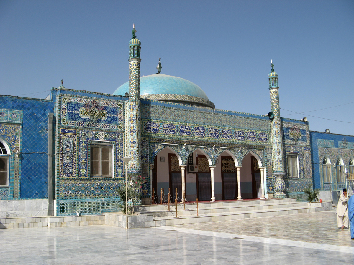 Mazar-e Sharif, Mosque(?) at Shrine of Ali