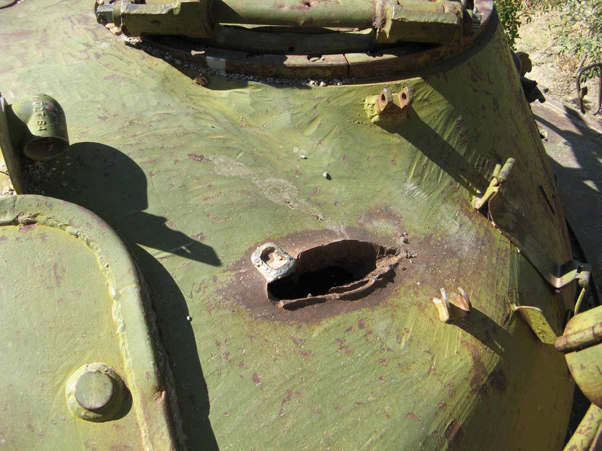 Panjshir Valley, Turret hole that slew the tank