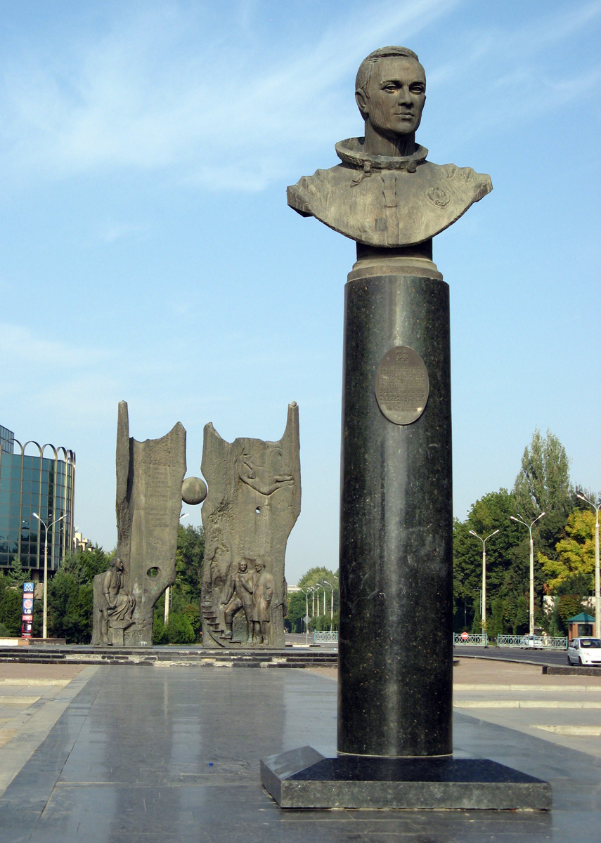 Tashkent, Cosmonaut Vladimir Dzhanibekov Soyuz 27, 29, T-6, T-12, T-13.