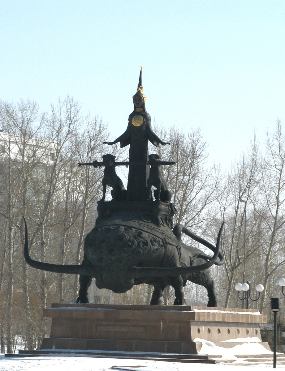 Astana-1, Cryptic Statue