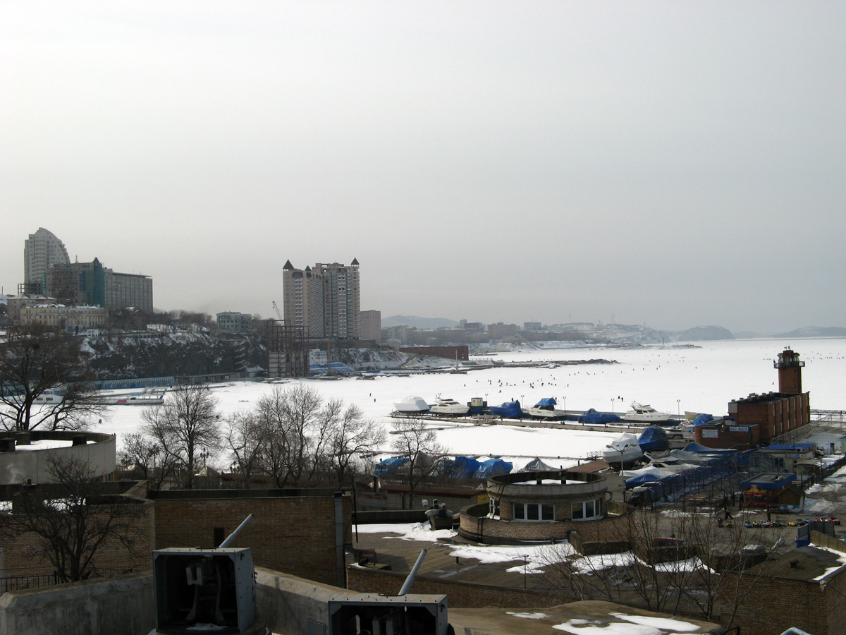 Vladivostok, Icy Harbour