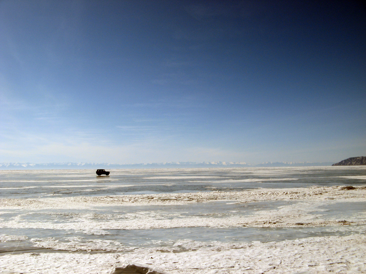 Listvyanka, Truck on Lake Baikal