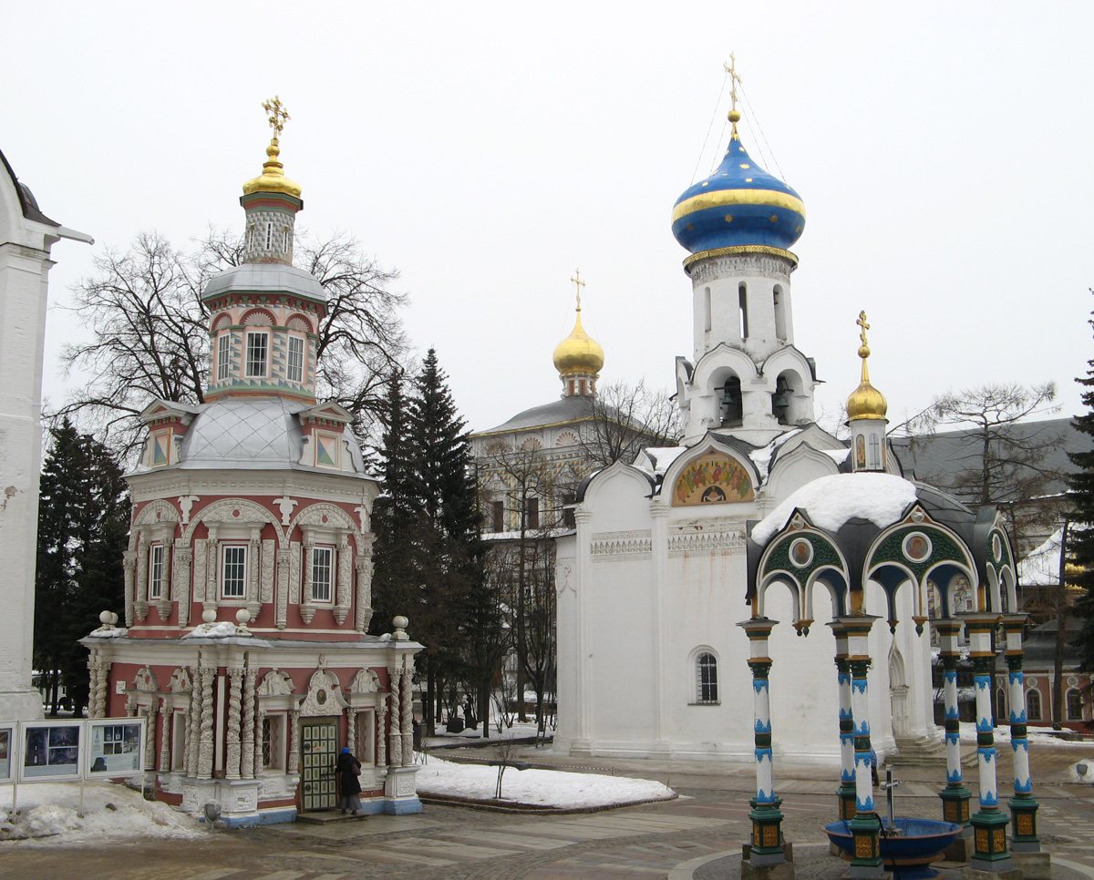 Sergiev Posad, Interior Jumble