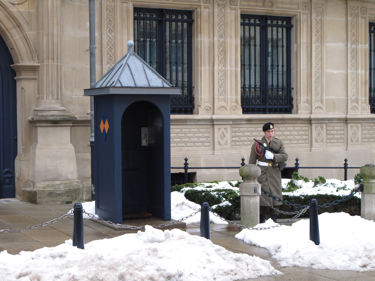 Luxembourg, The Palace Guard