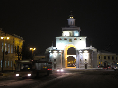 The Golden gate Plus onrushing traffic, Vladimir, Russia December 2010