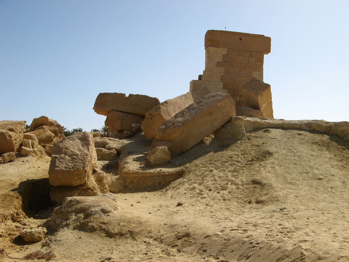 Siwa, Temple of Umm Ubayda Sadly, only ruins, and restored wall.