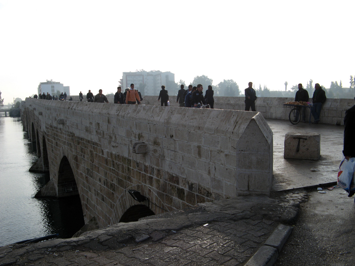Adana, Adana