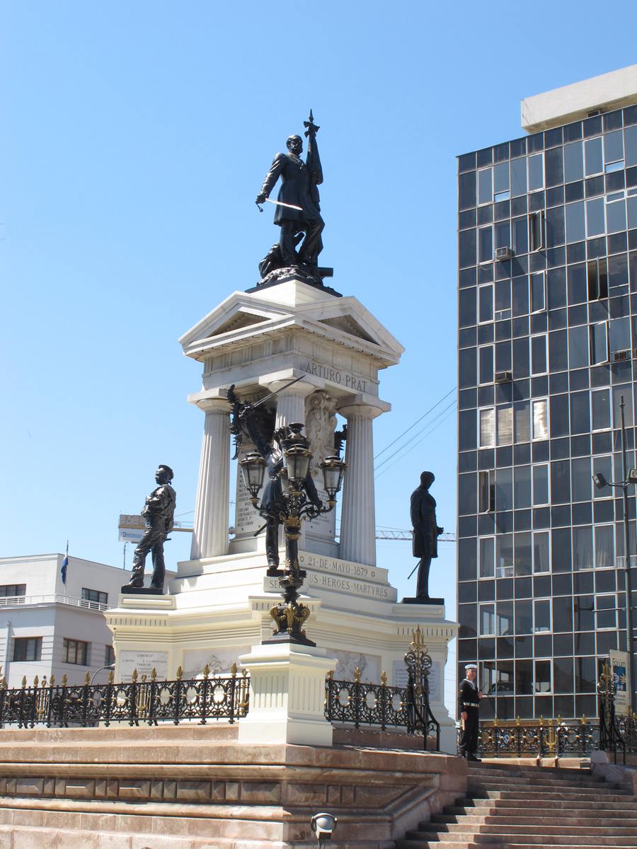 Valparaiso, Chilean Naval Heroes