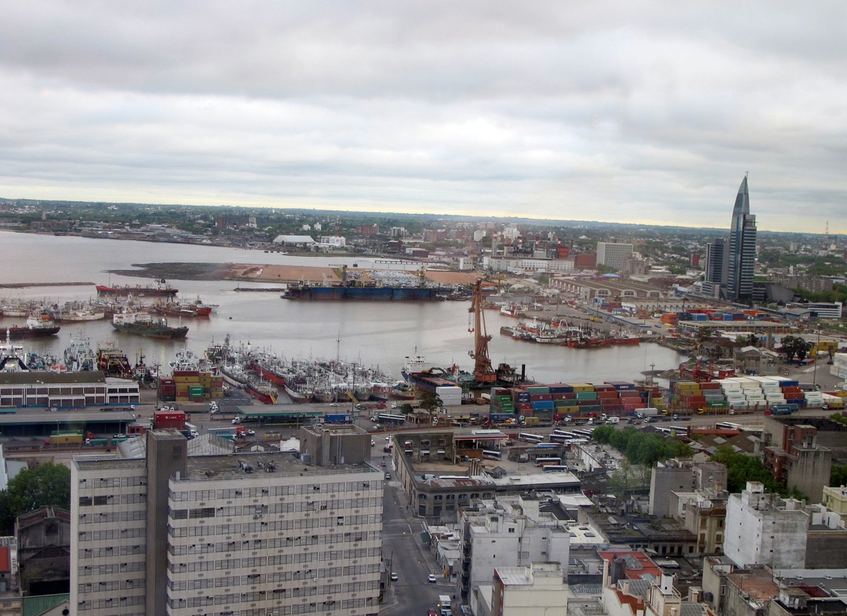 Montevideo, Montevideo Port