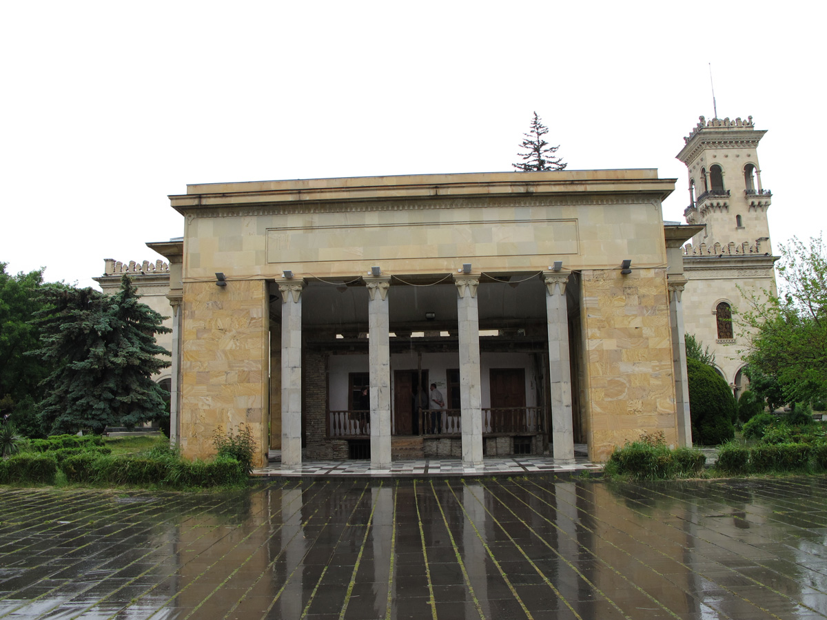 Gori, The Birth-place Shrine