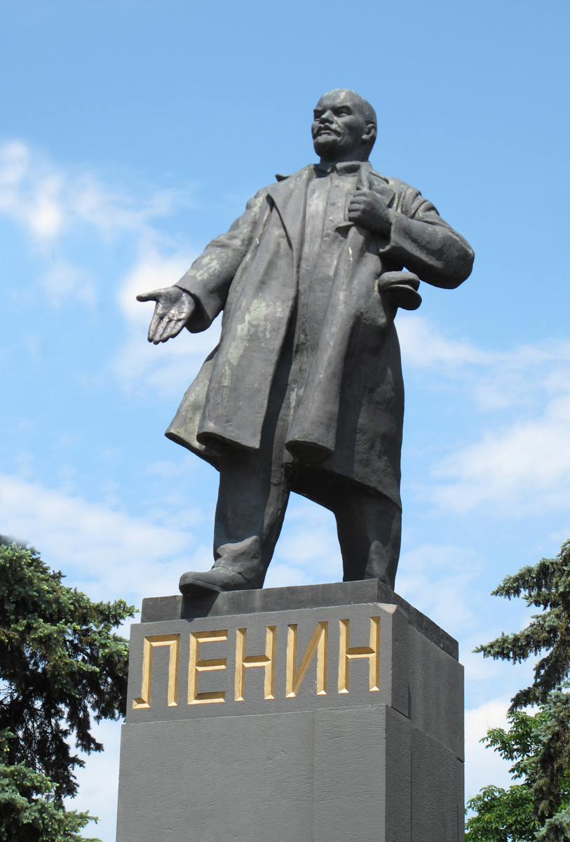 Rostov, Rostov Downtown Lenin