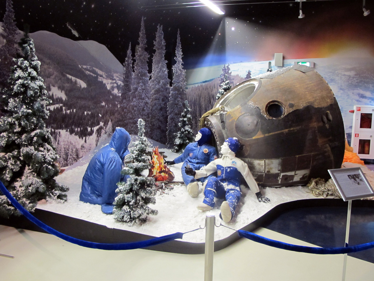 Moscow, Cosmonauts in the snow With authentic Soyuz re-entry capsule