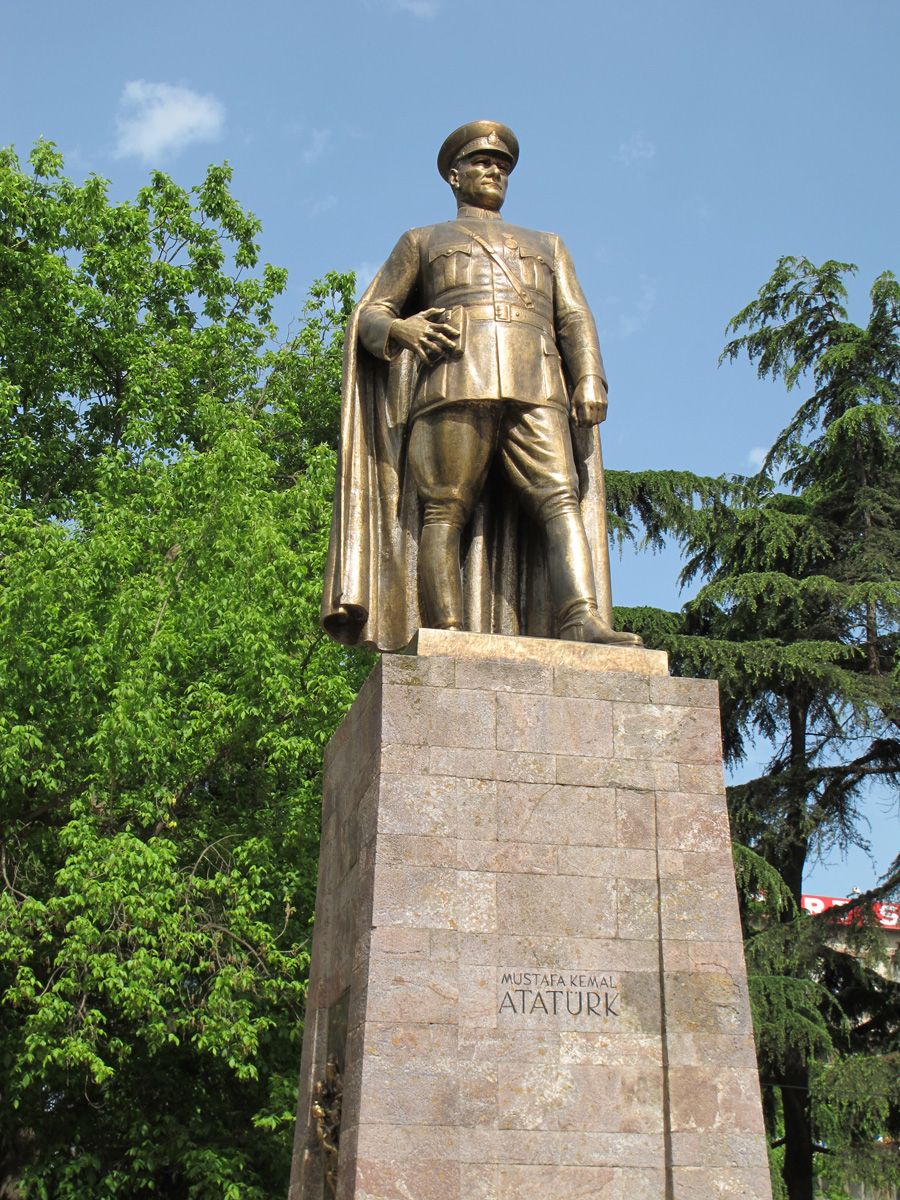Trabzon, Ataturk at Trebizond