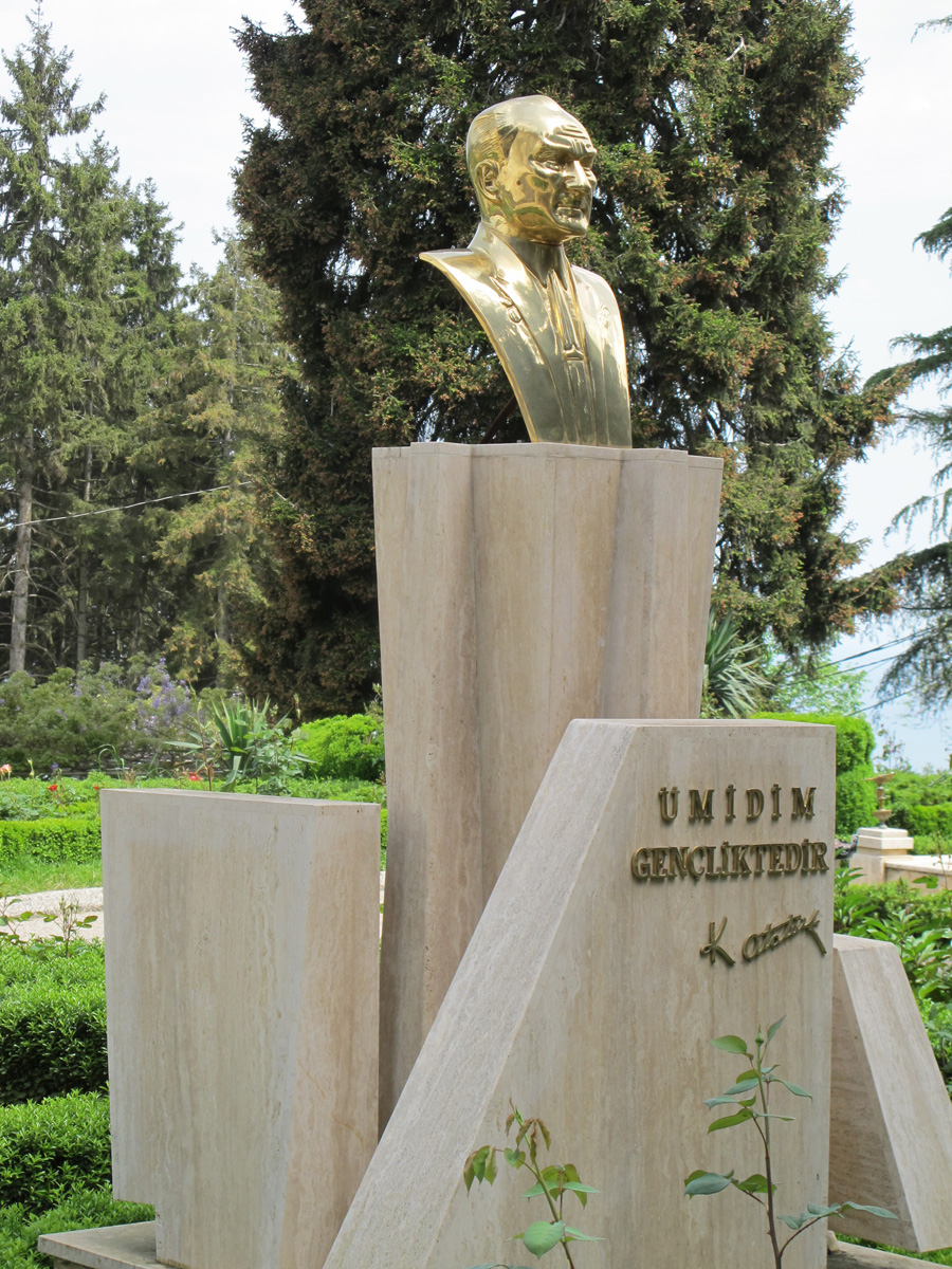 Trabzon, Ataturk at Ataturk Villa